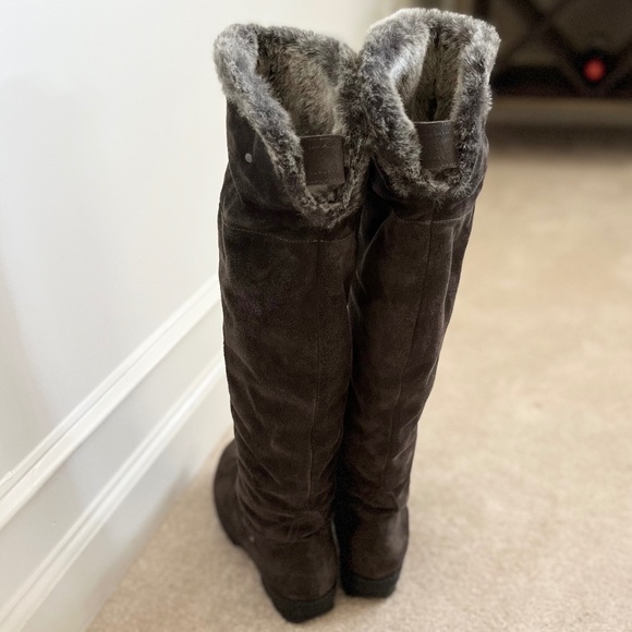 Aquatalia suede tall boot with faux fur lining Size 8.5 medium - Picture 6 of 8